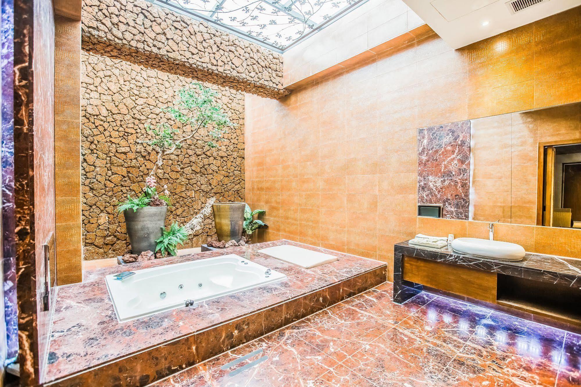 Ohya Chain Boutique Motel Таоюань Екстер'єр фото